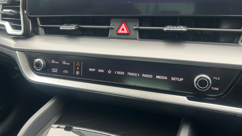 Kia Sportage 1.6T GDi 207 HEV 3 5dr Auto Hybrid Estate